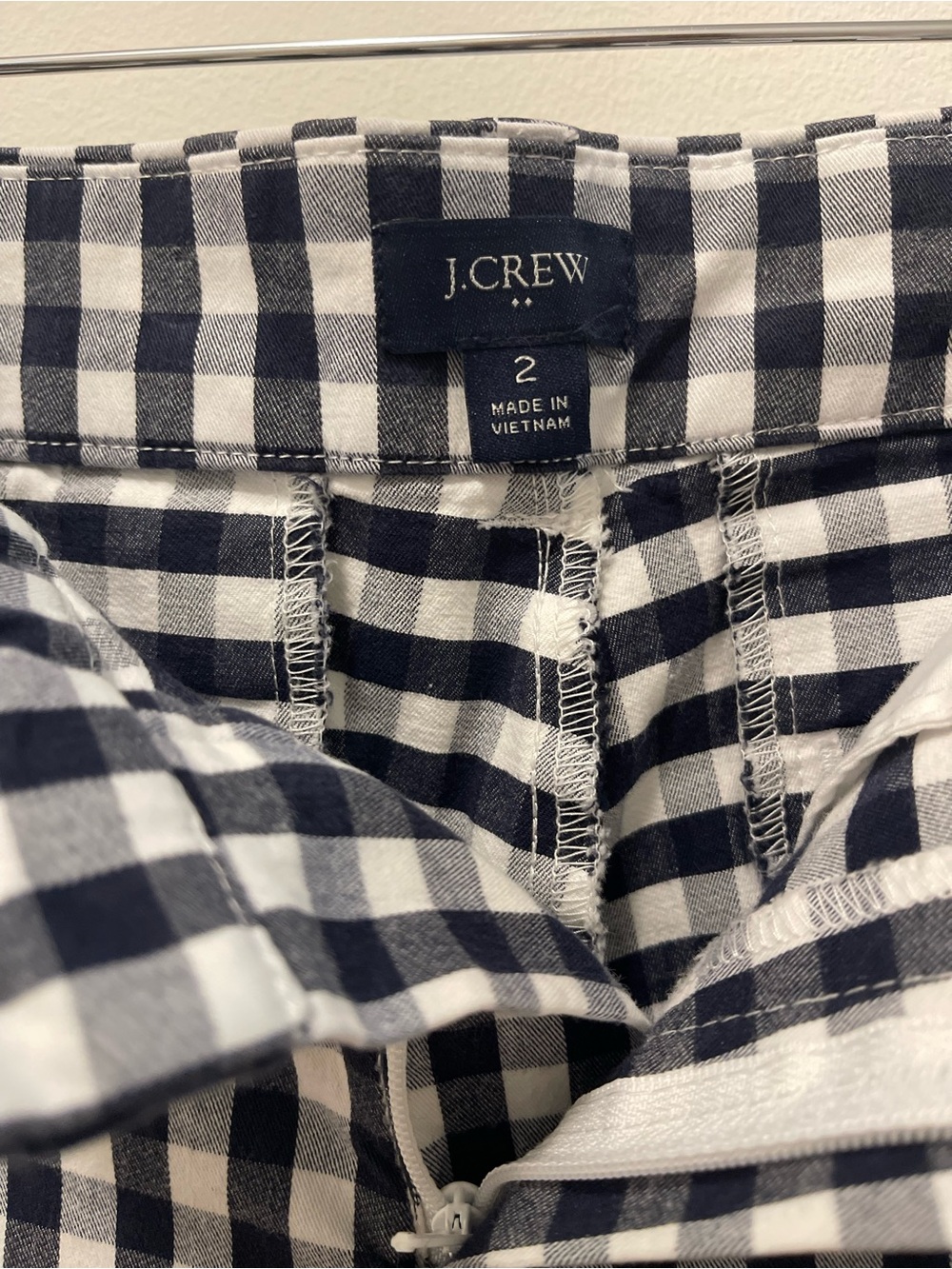 J Crew Women's Navy and White Gingham Shorts - Picture 7 of 8